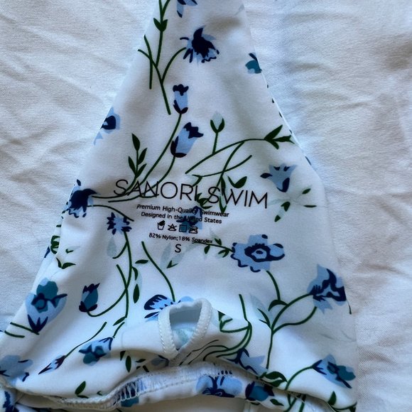 SOLD!! Sanori Swim Cheeky Bikini Set - Kaula White and Blue Flower Print, Small - Picture 4 of 11